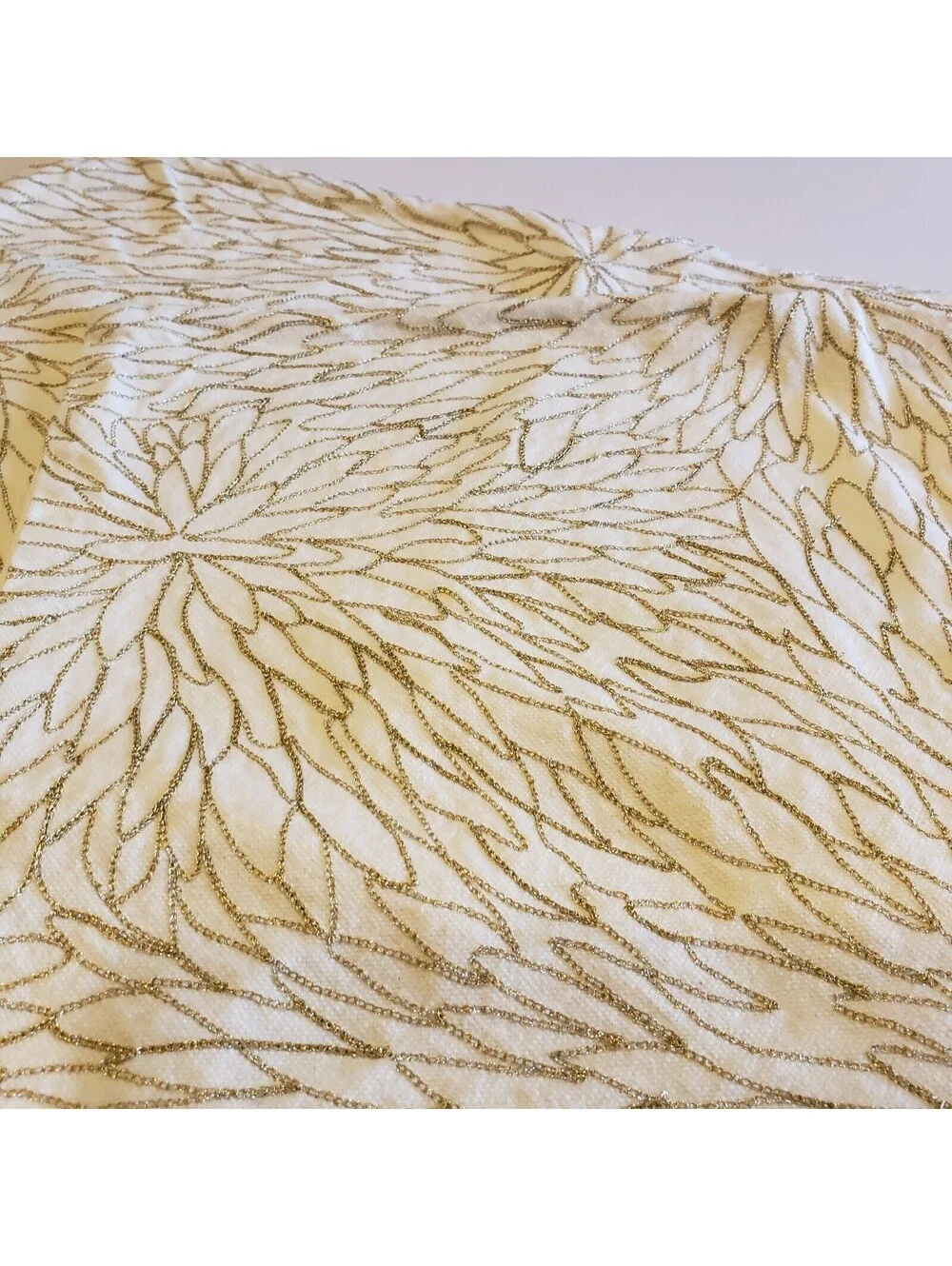 Calvin Klein Throw Pillow Covers QTY 2 Pale Yellow Gold Metallic Thread Flowers
